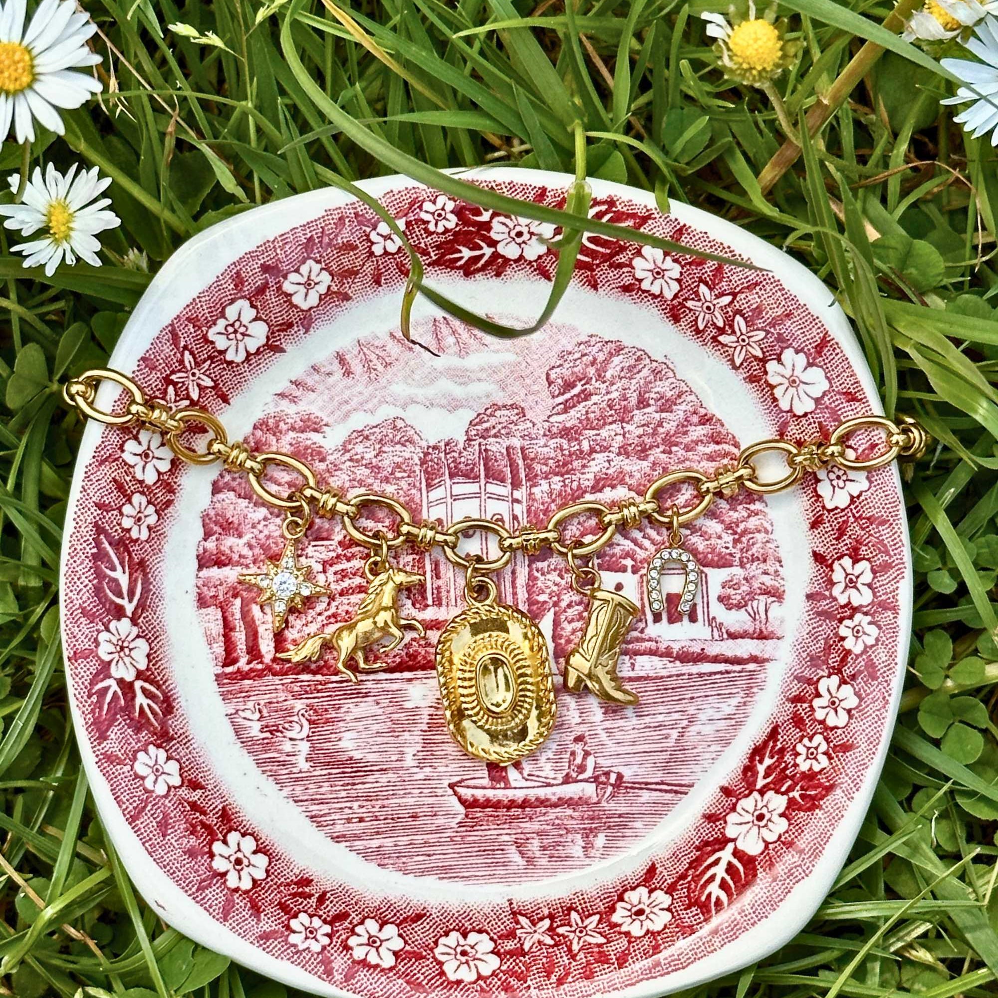 Abigail Charm Halskette - Meadory