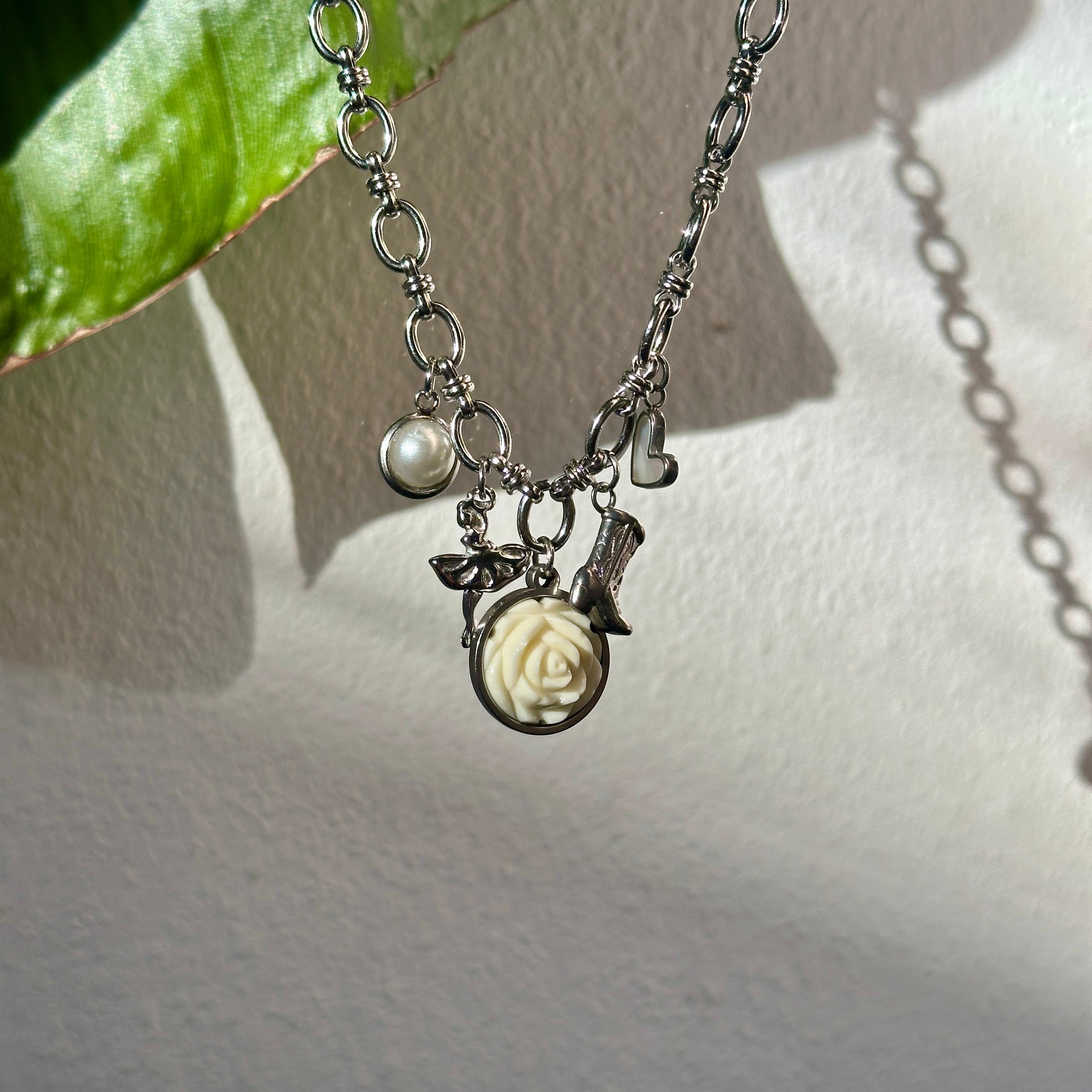 Alva Charm Halskette - Meadory