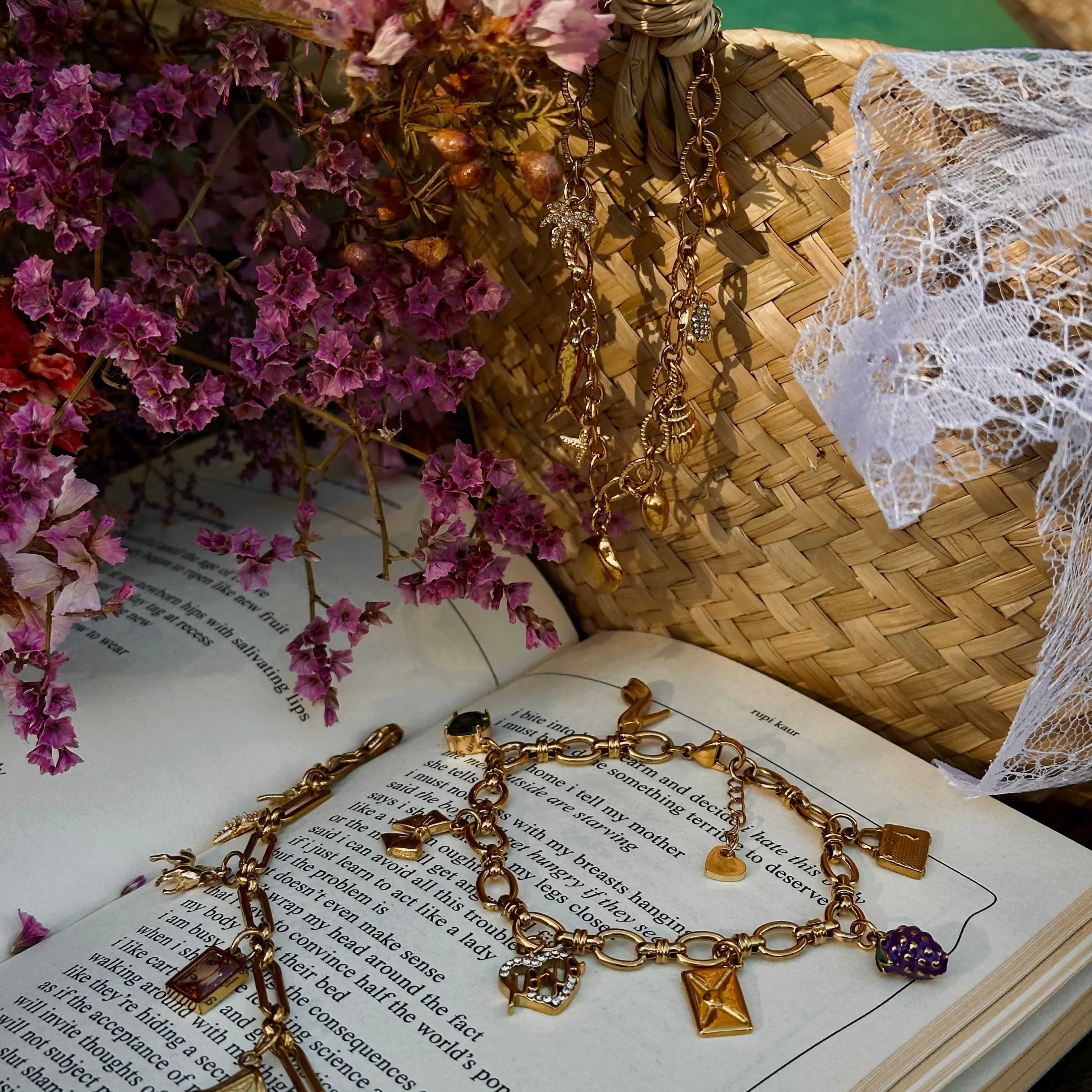 Gestalte dein eigenes Gold Charm Armband - Meadory