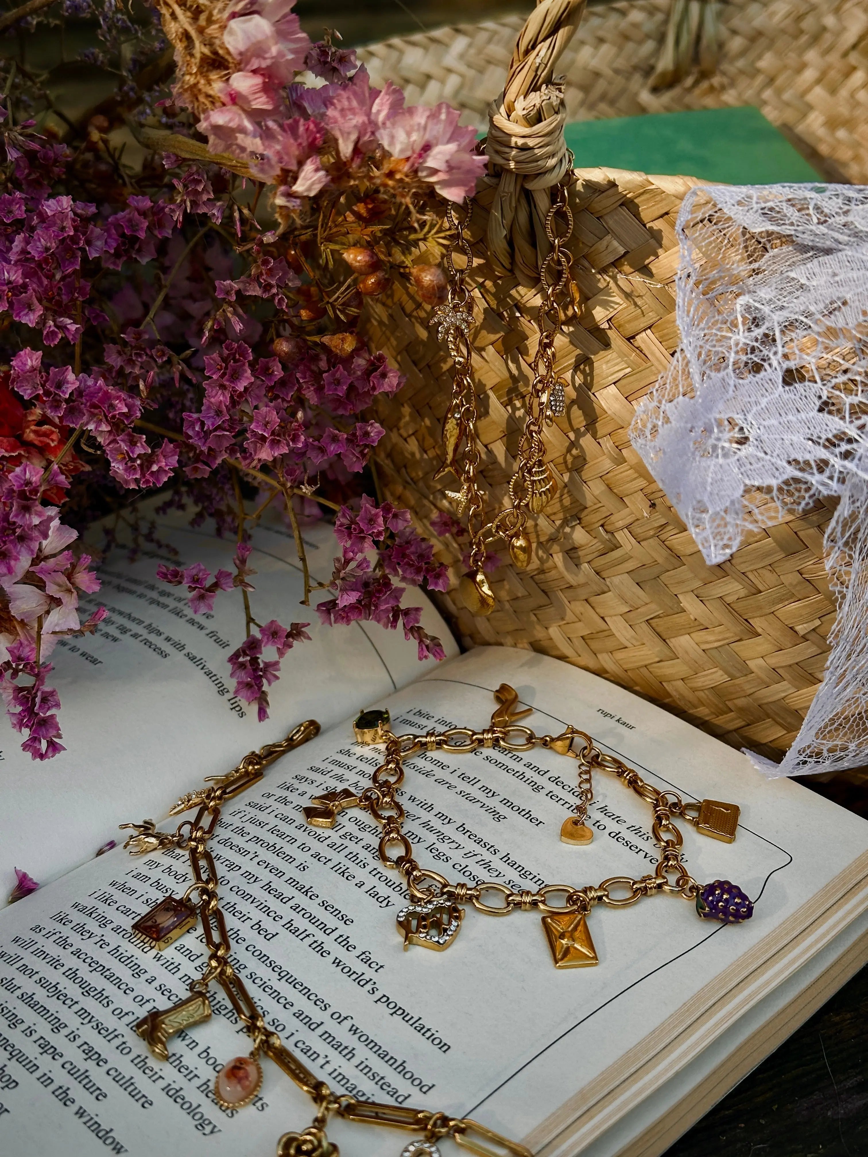 Gestalte dein eigenes Gold Charm Armband - Meadory