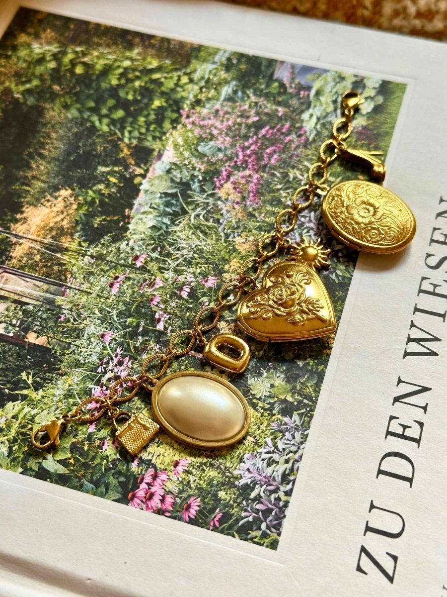 Gold Charm Charivari - Meadory