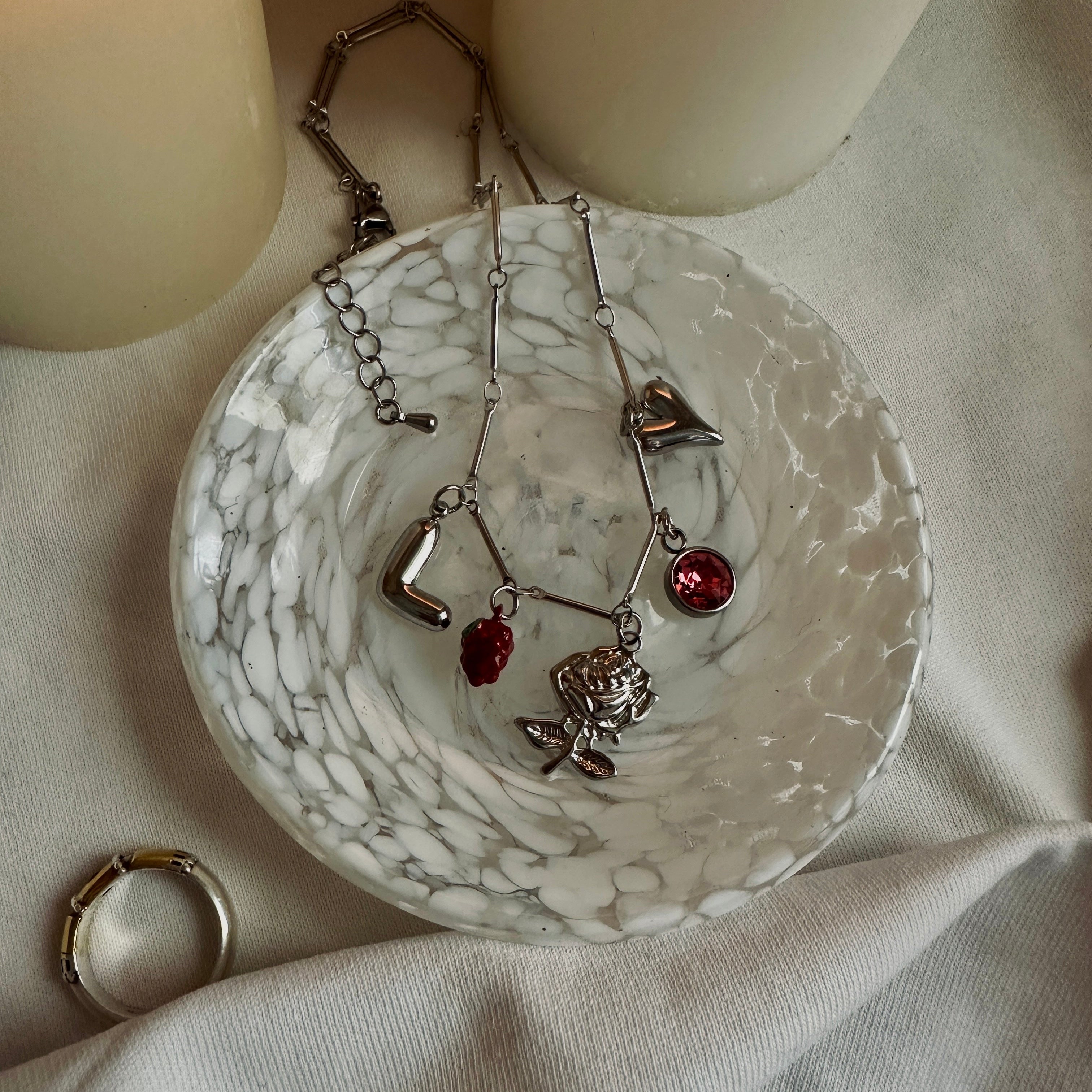 Ruby Charm Halskette - Meadory