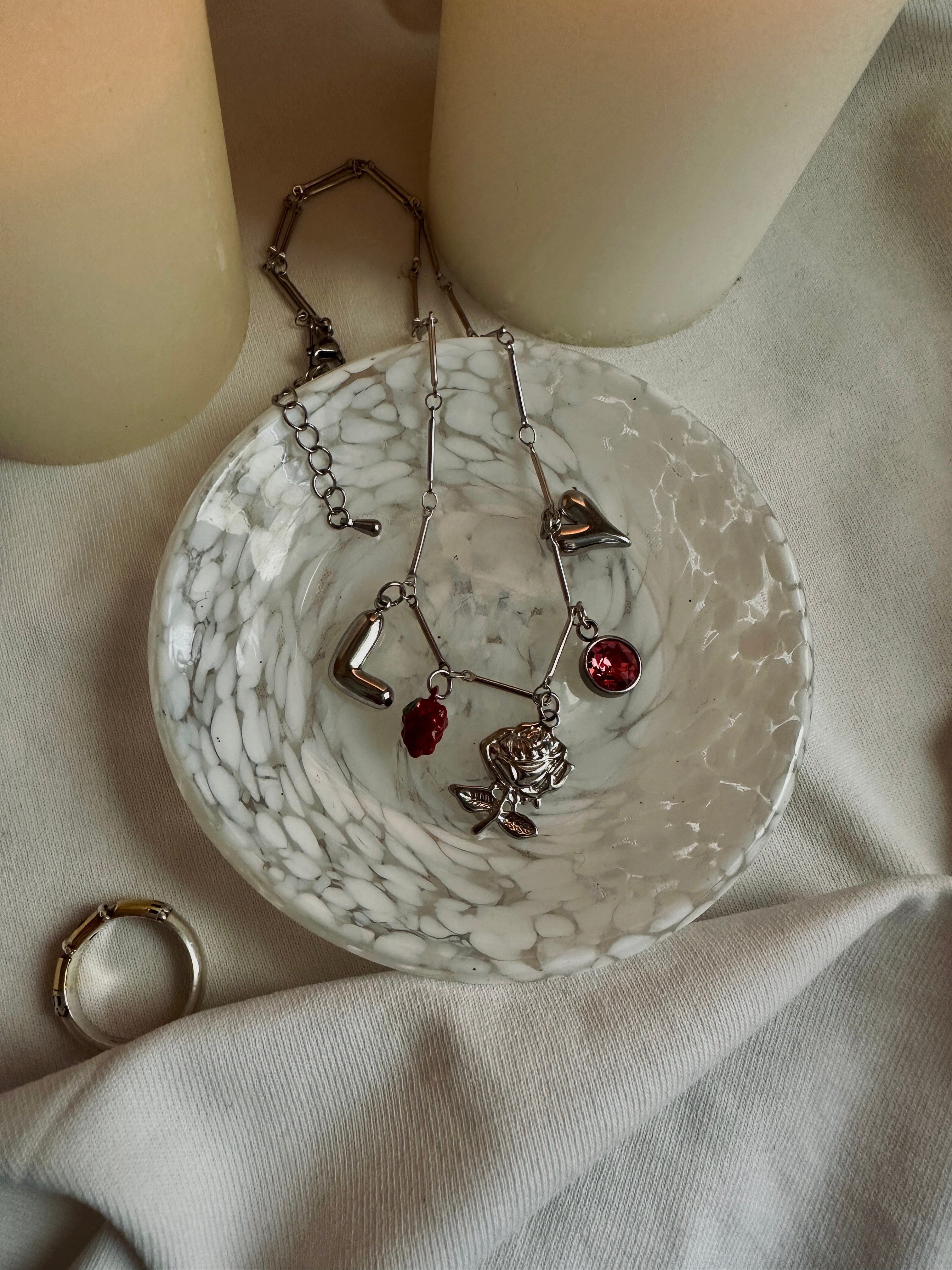 Ruby Charm Halskette - Meadory