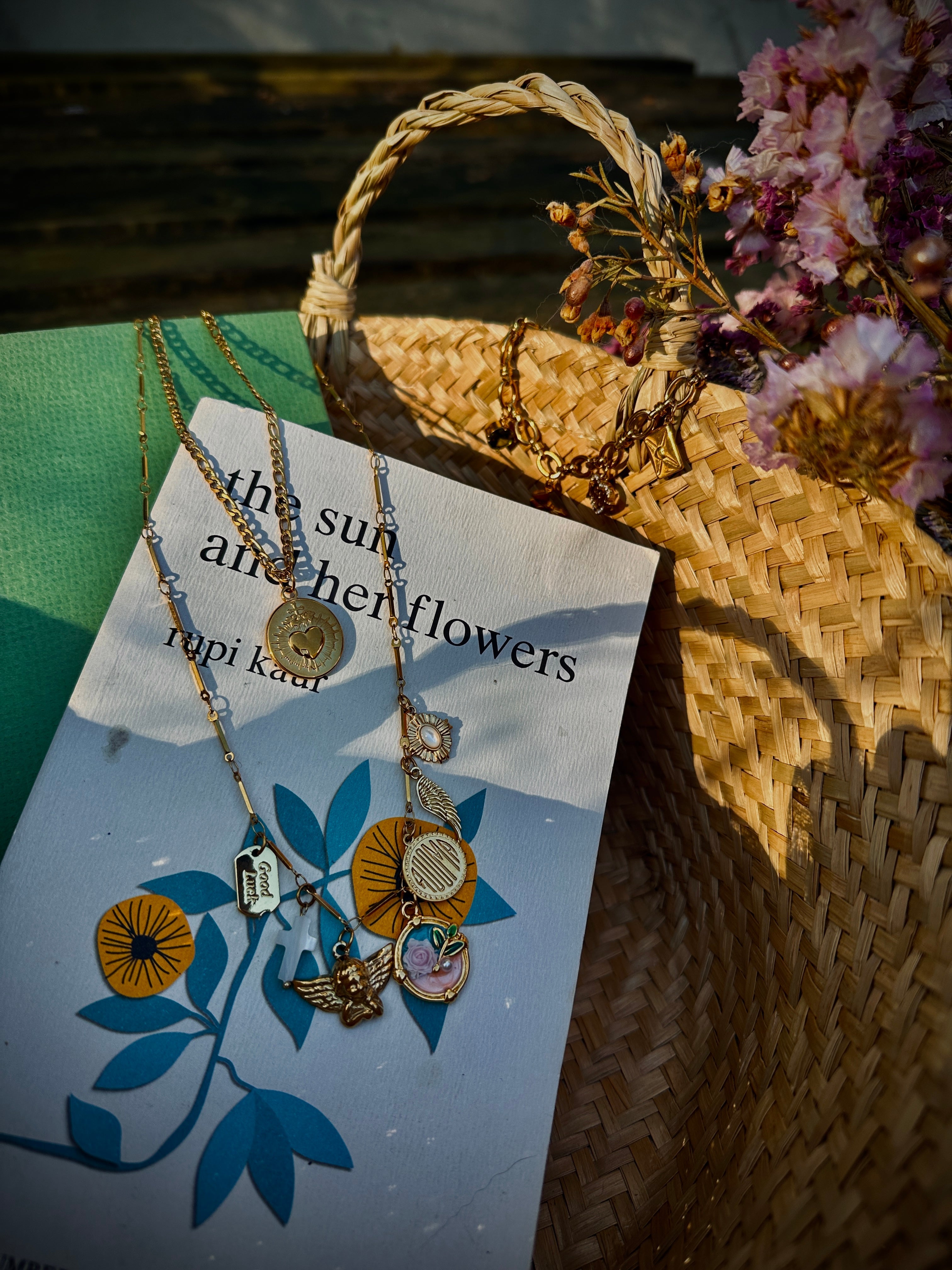 Gestalte deine eigene Gold Charm Halskette - Meadory
