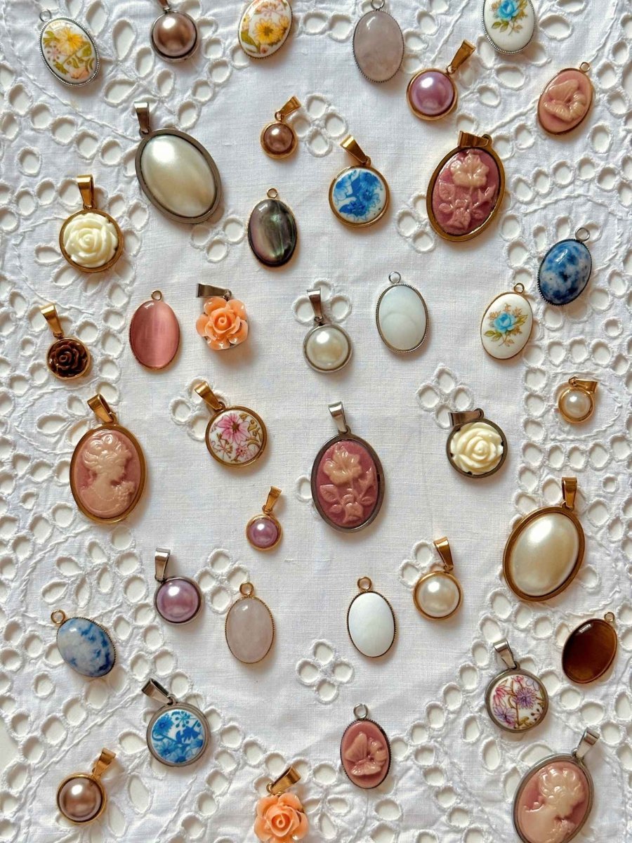 Vintage Lila Perle Charm (klein) - Meadory