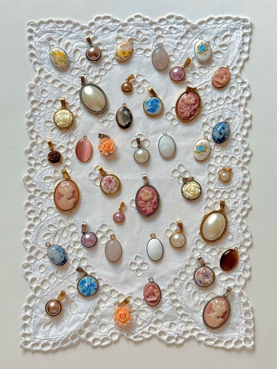 Vintage Lila Perle Charm (klein) - Meadory